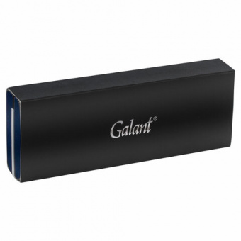 картинка Ручка перьевая GALANT Versus, корпус золотистый, ежедневник недатированный А5 черный, пакет, 880906 в разных цветах с печатью логотипа.